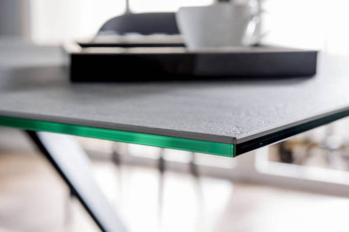 Stół z blatem ze spieku kwarcowego Lafayette