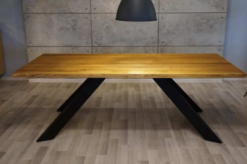 Stół drewniany Levante