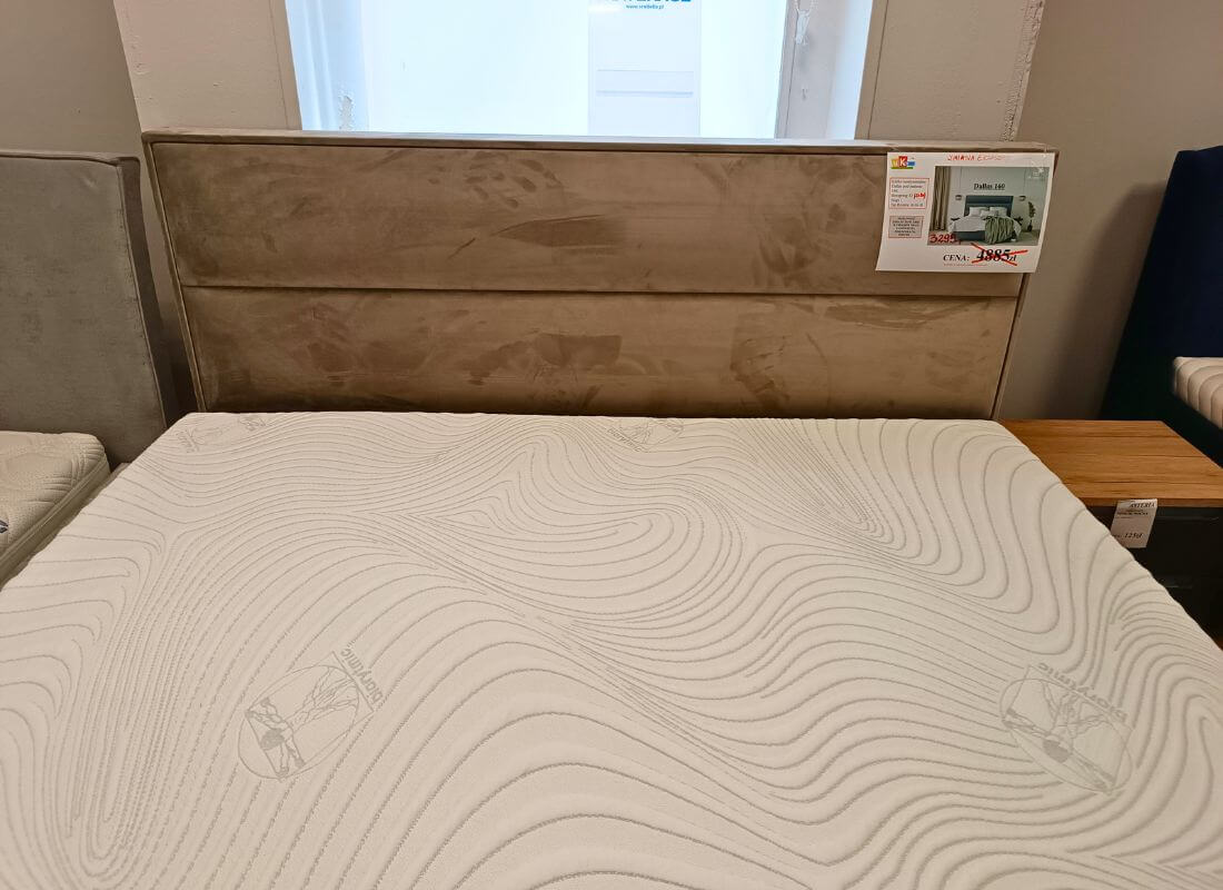 Łóżko kontynentalne Dallas Materasso