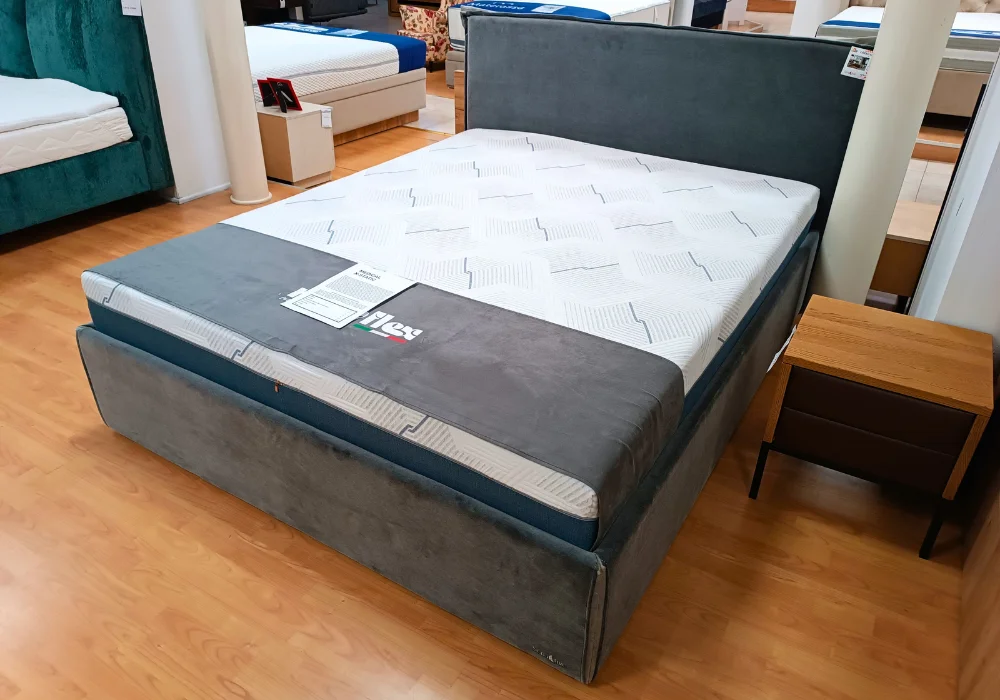 Łóżko tapicerowane Lorenzo Senactive