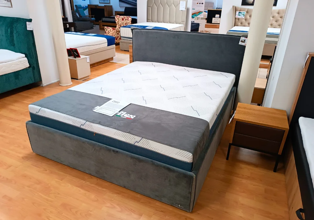 Łóżko tapicerowane Lorenzo Senactive