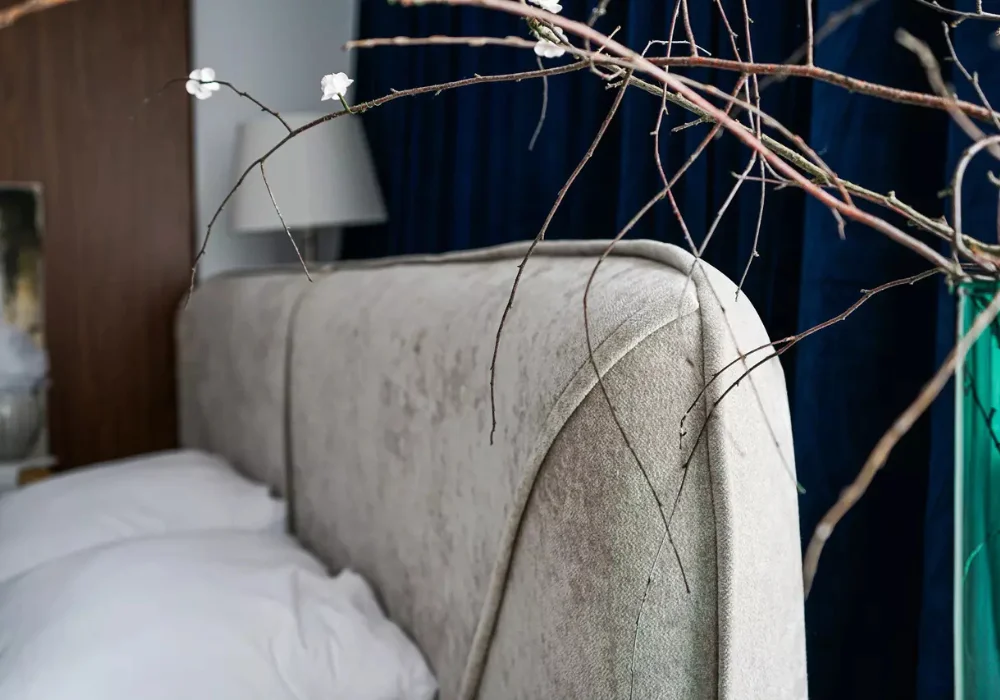 Łóżko tapicerowane Arrondi MTI Furninova