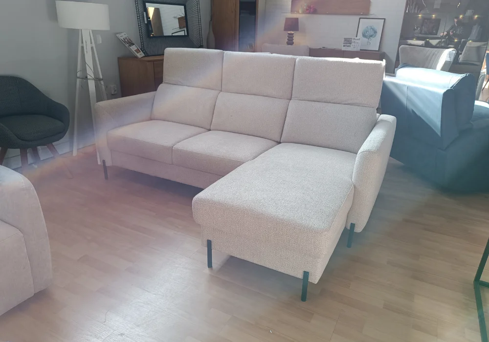 Narożnik Swing Bizzarto dostępny od ręki