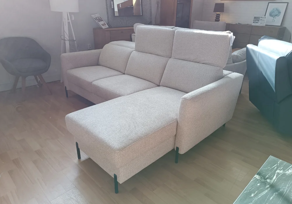 Narożnik Swing Bizzarto dostępny od ręki